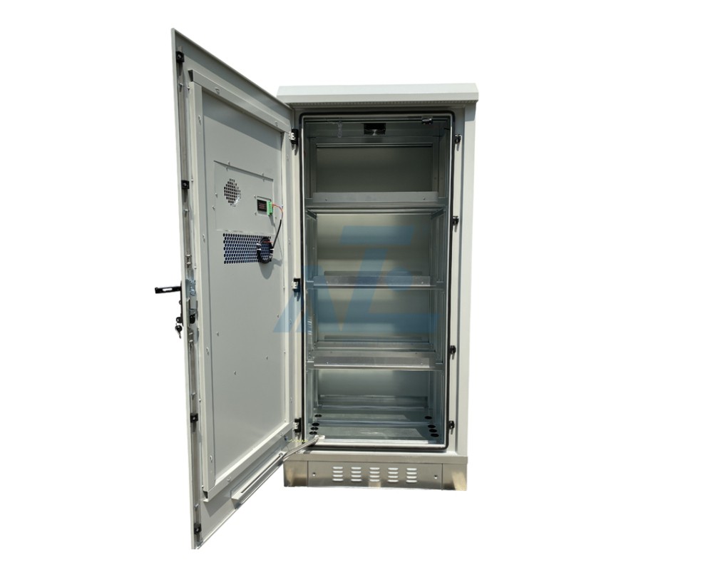 19 Inch Rack Cabinets & Enclosures