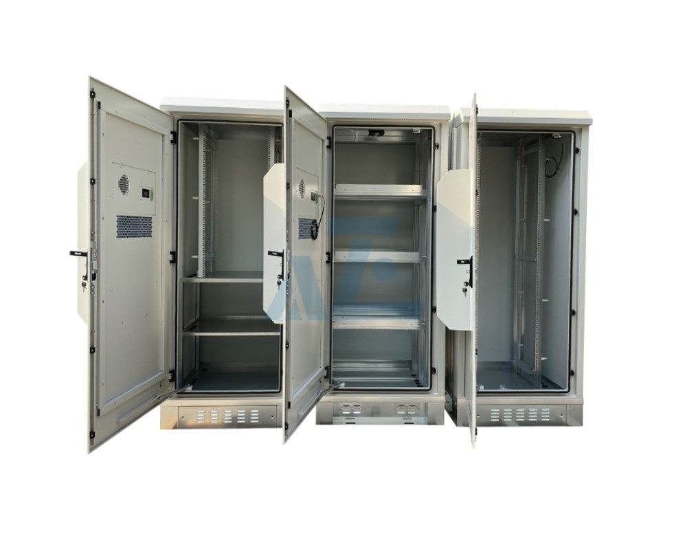 42U NEMA 4 ,4X Type Triple Bay Outdoor Telecom Enclosures with DC48V Air Conditioner